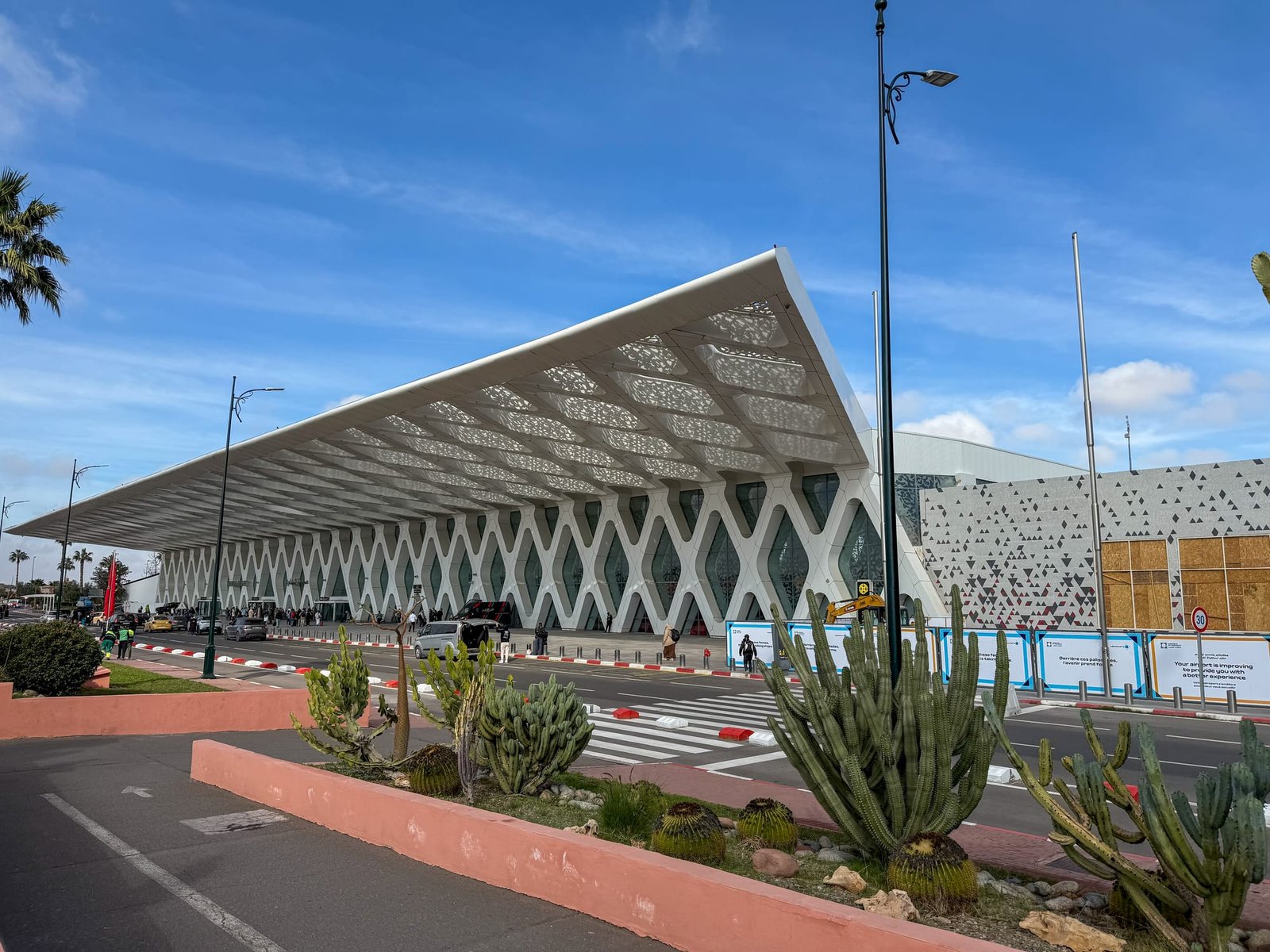 L’aéroport de Marrakech Ménara et sa façade en moucharabieh